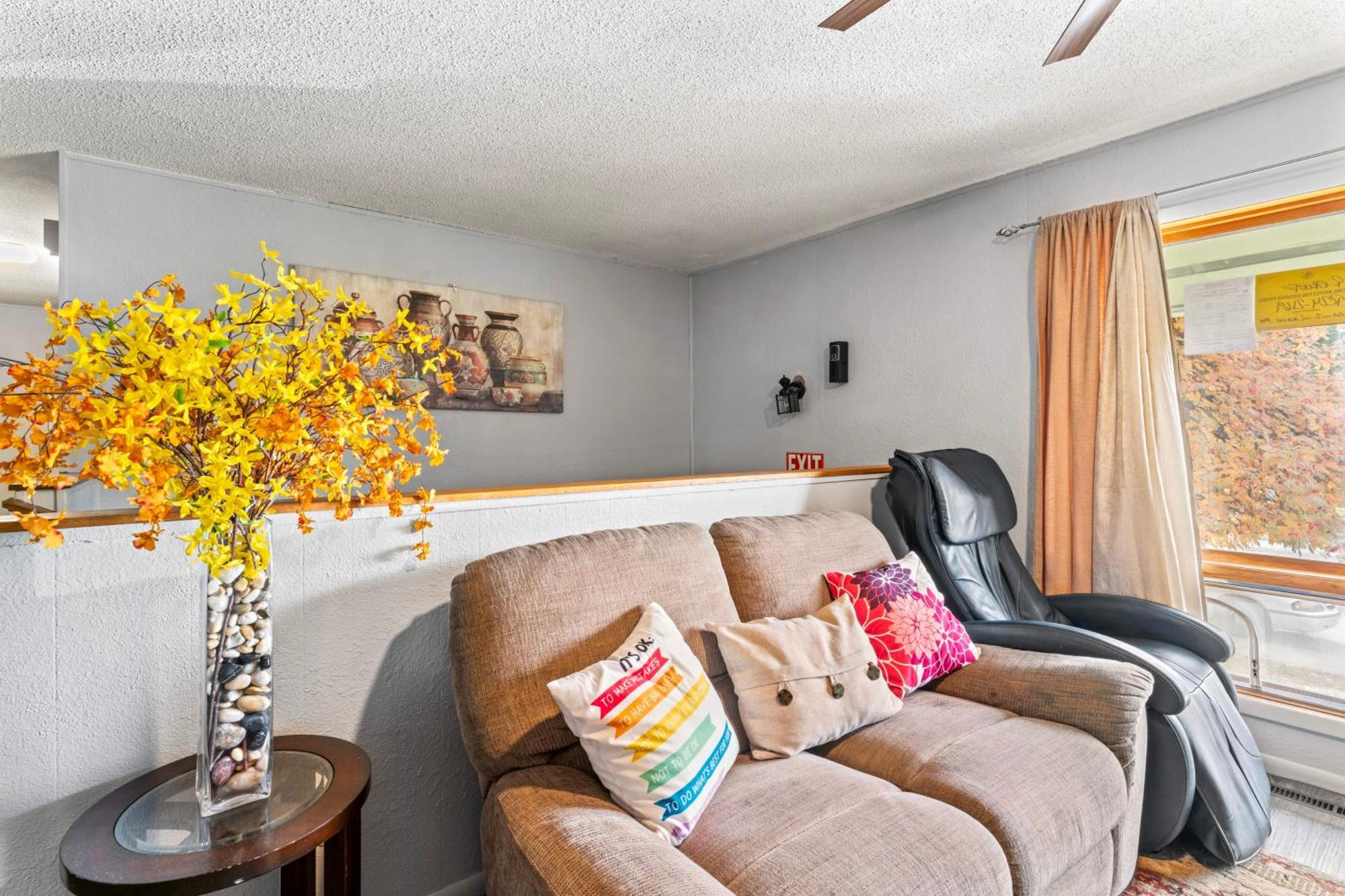 Compact, Comfortable And Cozy Too Anchorage Exterior foto